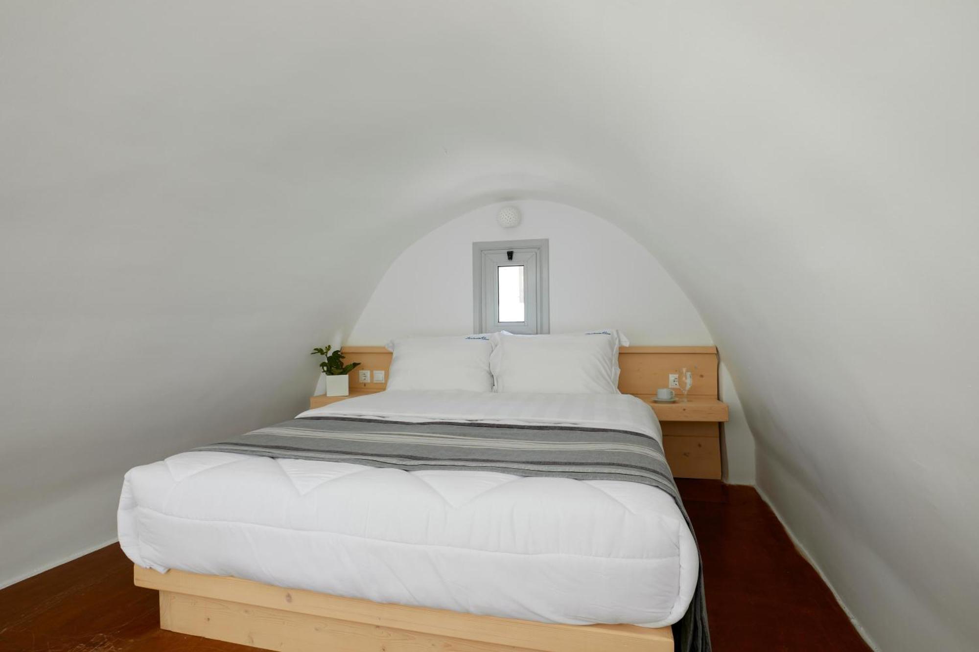 Hotel Santorini View 3*